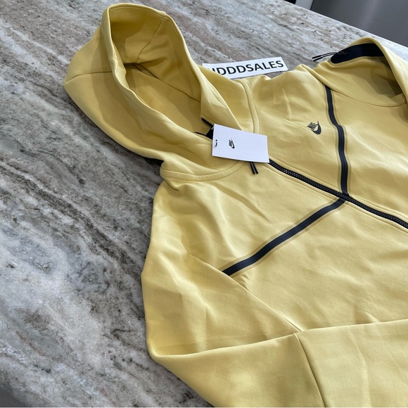 Nike Sportswear Tech Fleece Full Zip Hoodie Saturn Gold Black CU4489-700 Mens - Picture 7 of 14